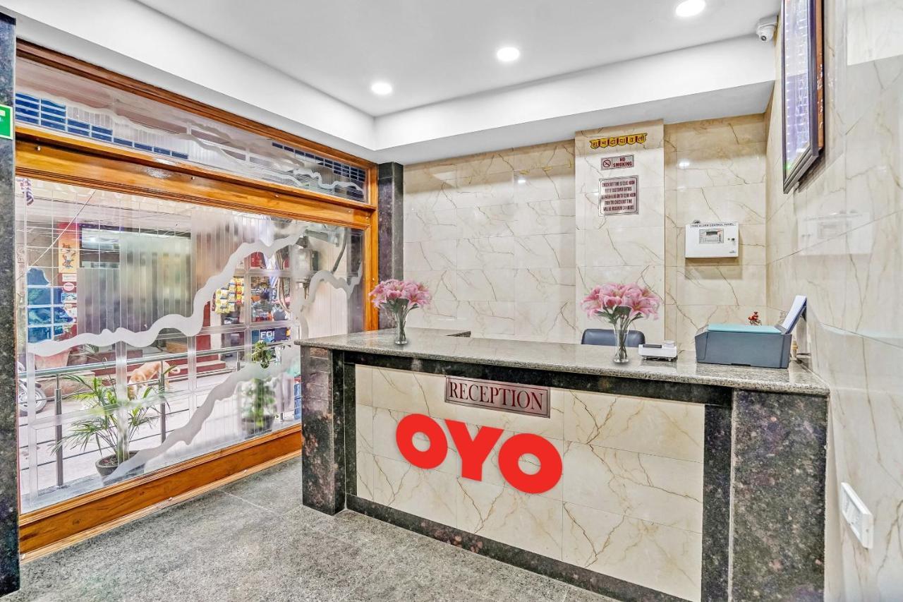 Oyo 88326 Hotel Cloud 9 Nueva Delhi Exterior foto